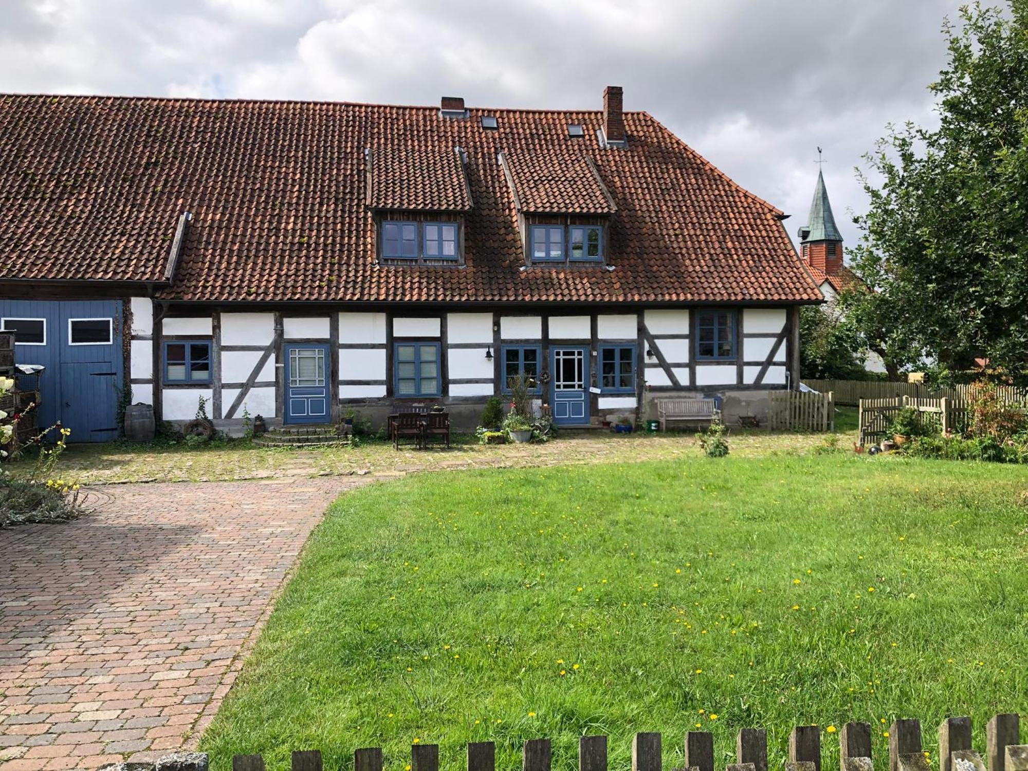 Ferienwohnung Im Edelhof Neustadt am Rubenberge Exterior photo